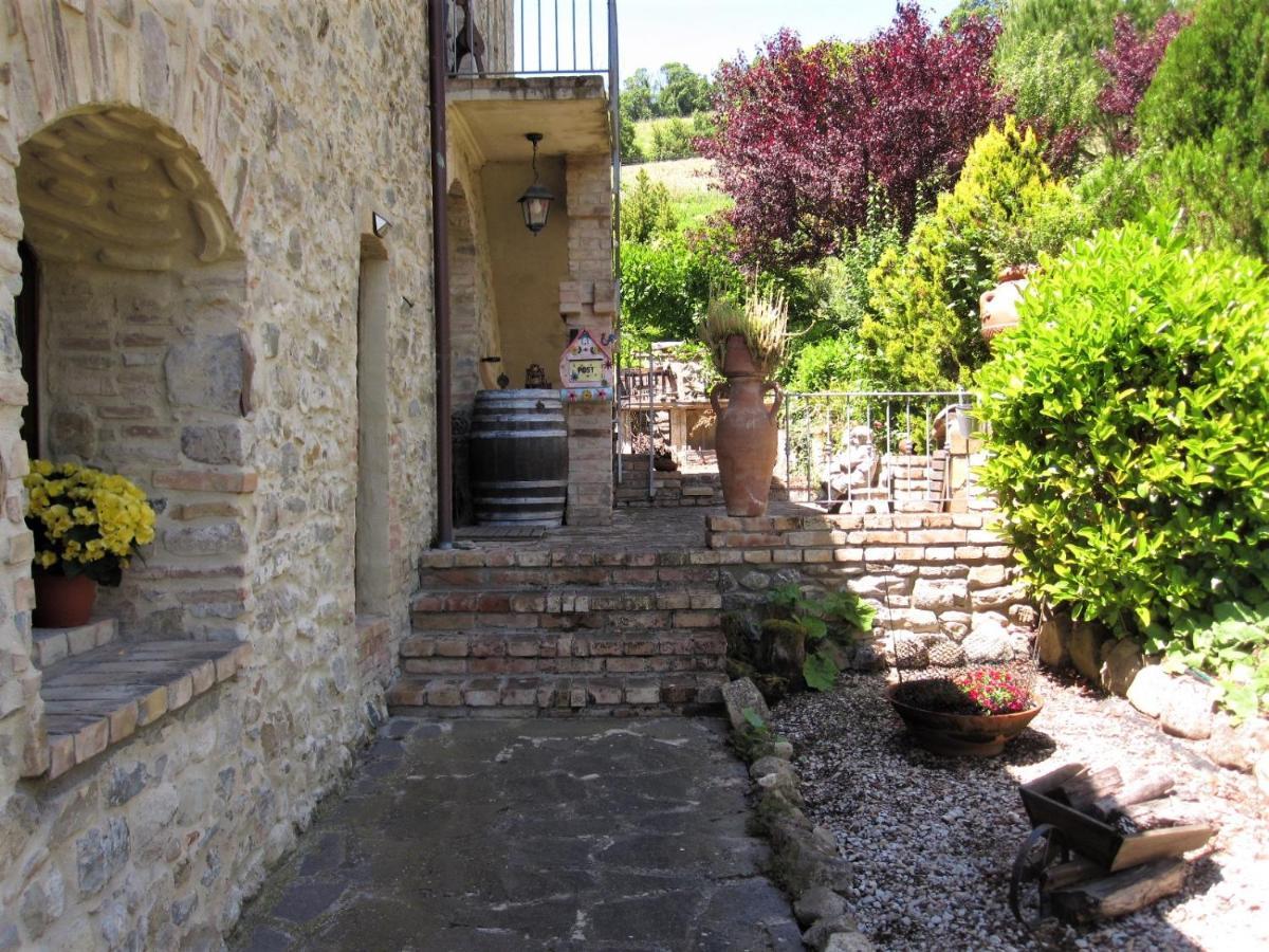 La Pietra Rara B&B Montone  Exterior foto